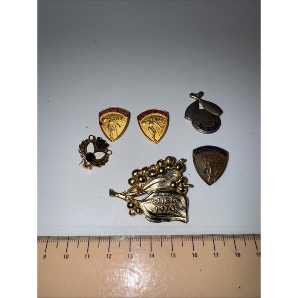 Jewelry - Lot Of (6) Vintage WIBC Bowling Brooch Pins‎ And Charm